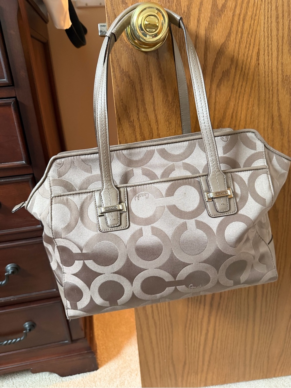 Coach Taylor OP Art Alexis signature tote